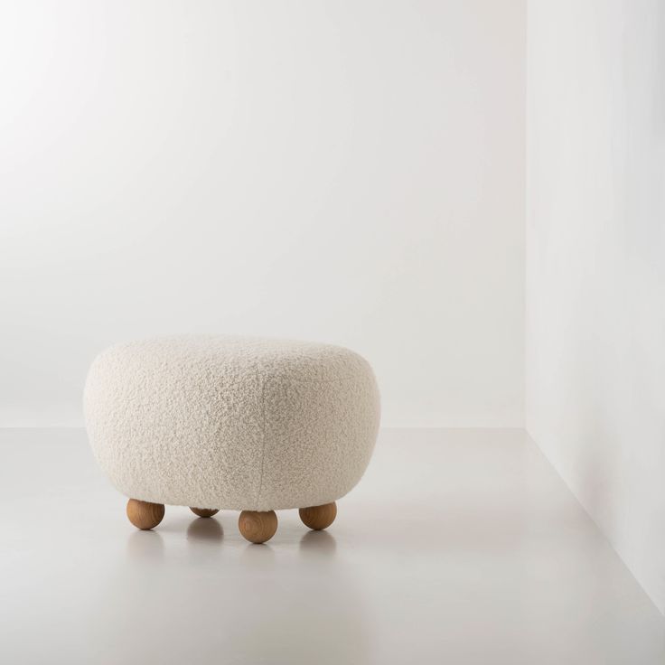Bear ottoman